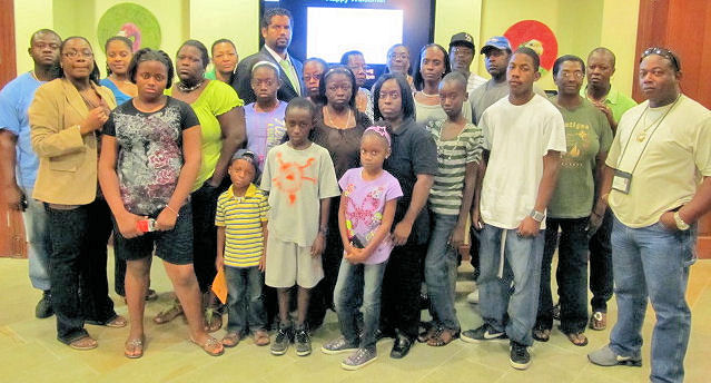 Jacy Whittaker and Edden Family - Freeport Bahamas