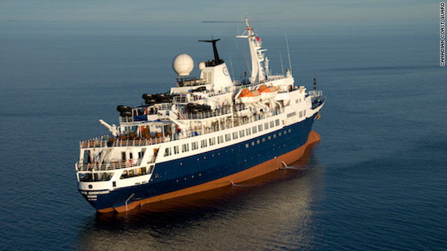 Clipper Adventurer Cruise Ship Ran Aground 