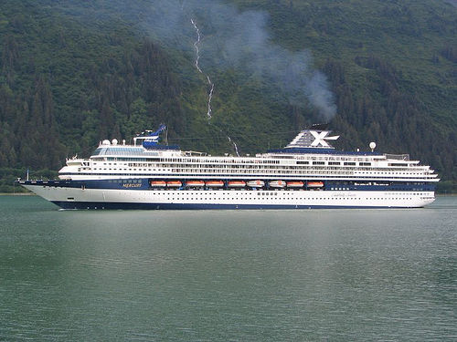 Cruise Air Emissions - Vision of the Seas - Royal Caribbean