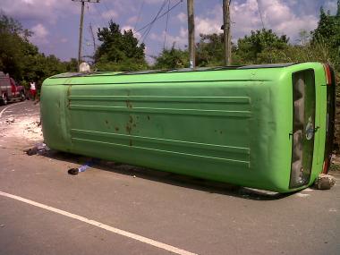 Tortola - Cruise Bus - Crash Dummy - Princess Cruises