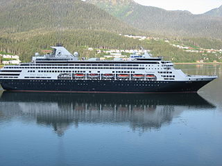 Holland america Line Veendam Cruise Ship