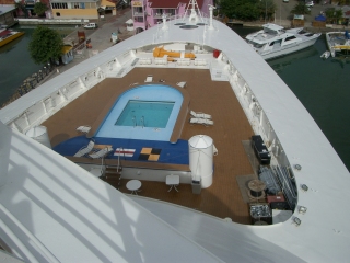 Disney Wonder Crew Pool 