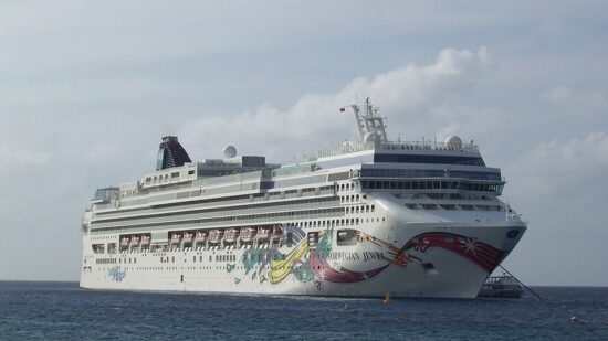 Norwegian_Jewel_Georgetown